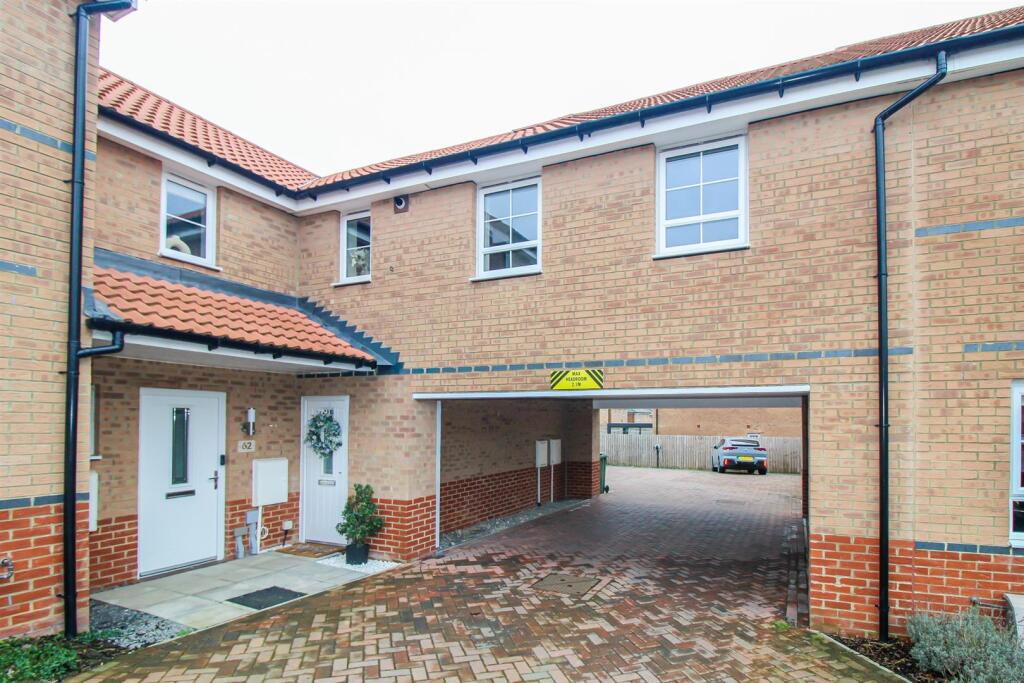 Main image of property: Chidswell Lane, Dewsbury