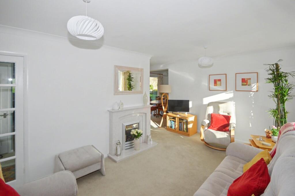 Park Street, Earls Barton, Northampton - View 4