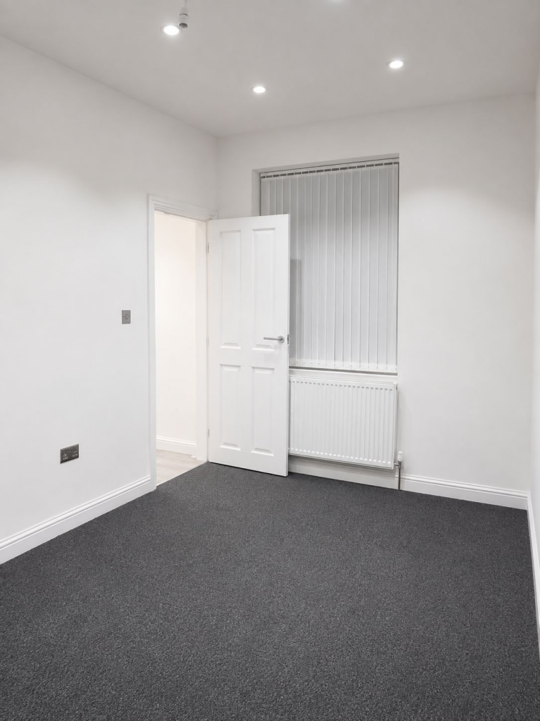 House in Kirklees, West Yorkshire - View 3