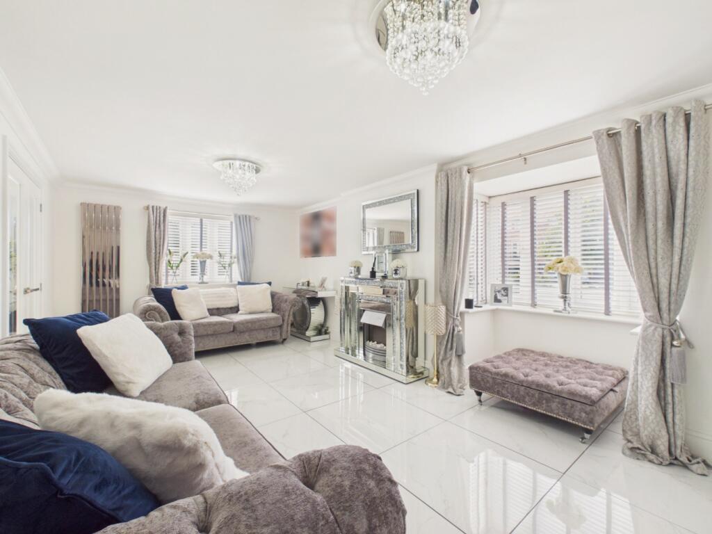 Main image of property: Hornscroft Park, Kingswood, Hull, East Riding of Yorkshire, HU7 3GS