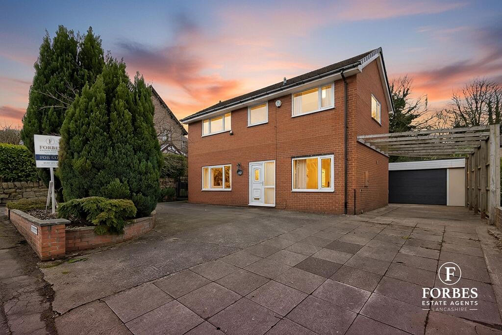 Main image of property: Sunnyside, Shaw Brow, Whittle-le-Woods, Chorley, PR6