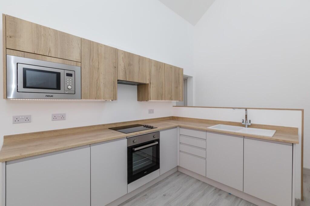 Apartment in Brighton - View 4