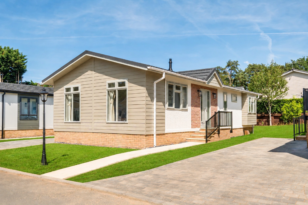 Main image of property: Hogmoor Road,
Whitehill,
Bordon,
GU35 9HW