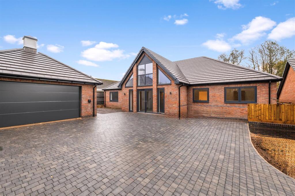 Main image of property: Beaumont Close, Claverdon
