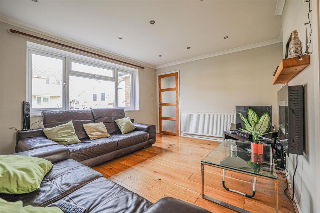 House in Dacorum, Hertfordshire - View 3