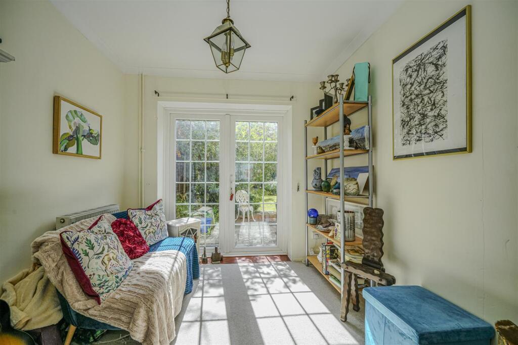 Nelson Avenue, St. Albans photo 4