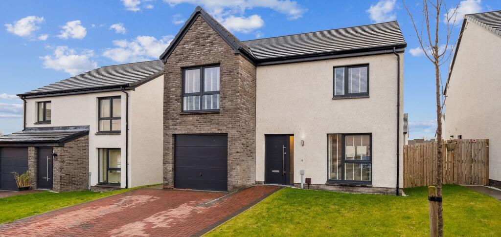 Main image of property: Old College View, Sauchie, FK10