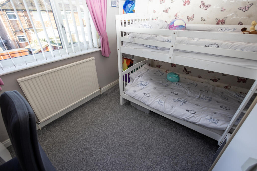Shelley Grove, Droylsden, M43 7YG - More