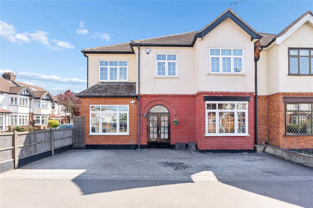 Main image of property: Cranborne Gardens, Upminster, RM14
