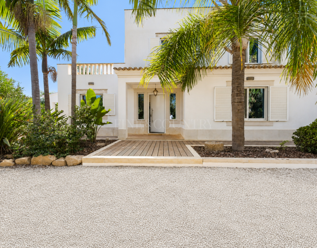 Main image of property: Algarve, Luz De Tavira E Santo Estêvão