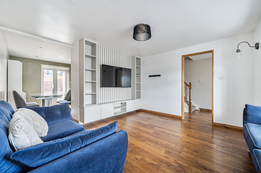 House in Slough - View 4