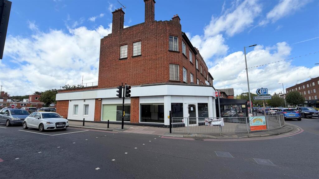 Main image of property: 234 High Road, Loughton, IG10 1RB