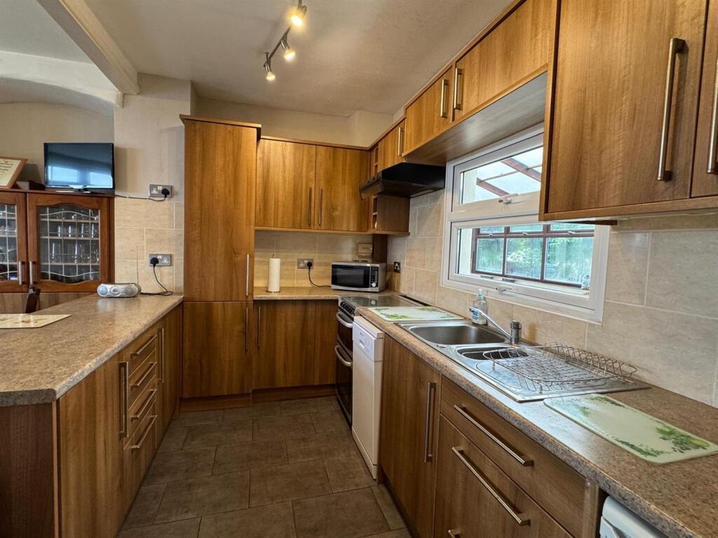 House in Hereford, Hatfield and Newhampton - View 4
