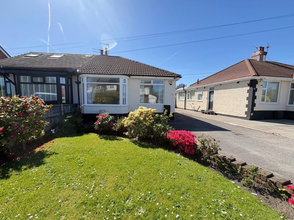 Main image of property: Dodds Lane, Maghull