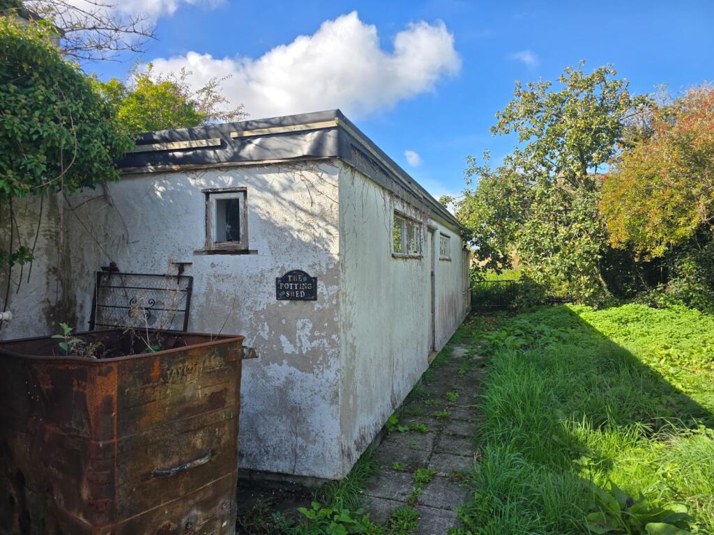 Bryn Awel, Newborough, Llanfair Pwllgwyngyll, Isle Of Anglesey photo 3