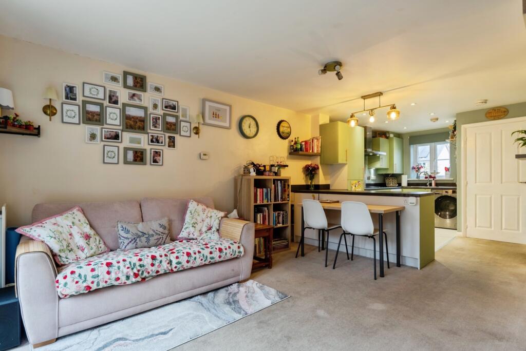 House in South Norfolk, Wymondham - More