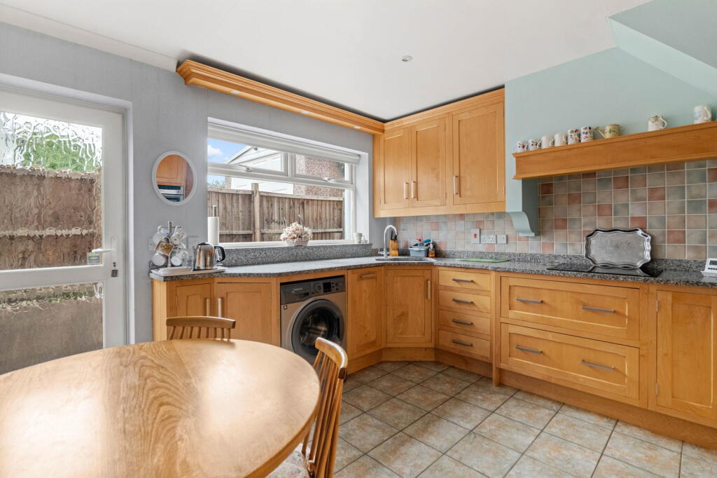 House in Worcester, Worcestershire - View 2