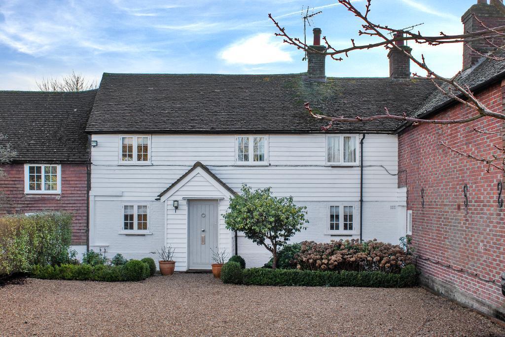Main image of property: Hunters Cottage, Conghurst Lane, Hawkhurst, Kent, TN18 5EA