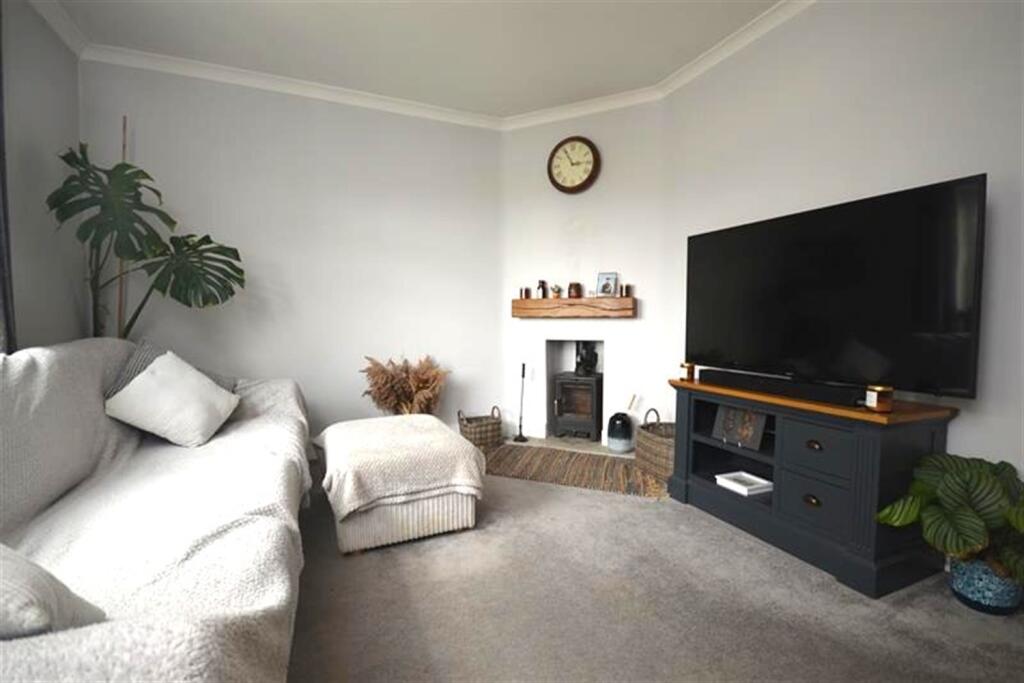 House in Braintree, Great Notley - View 5