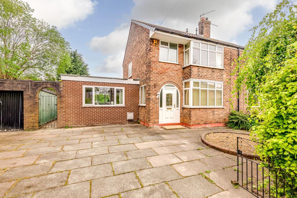 Main image of property: Gathurst Lane, Shevington, WN6