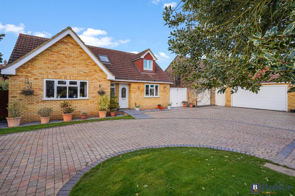 Main image of property: Baldock Road, Stotfold, Hitchin