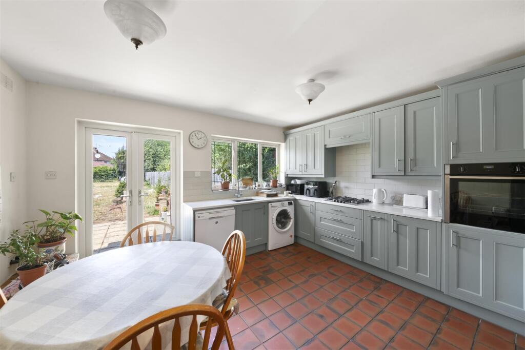 House in Southall - View 3
