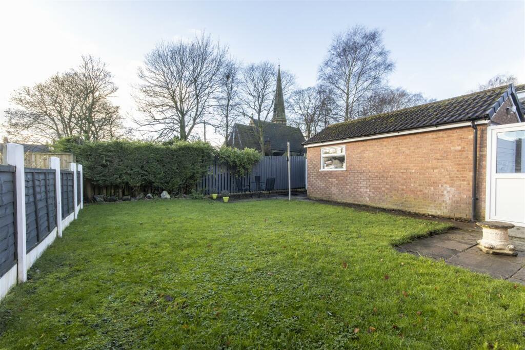 House in North East Derbyshire, Calow - View 4