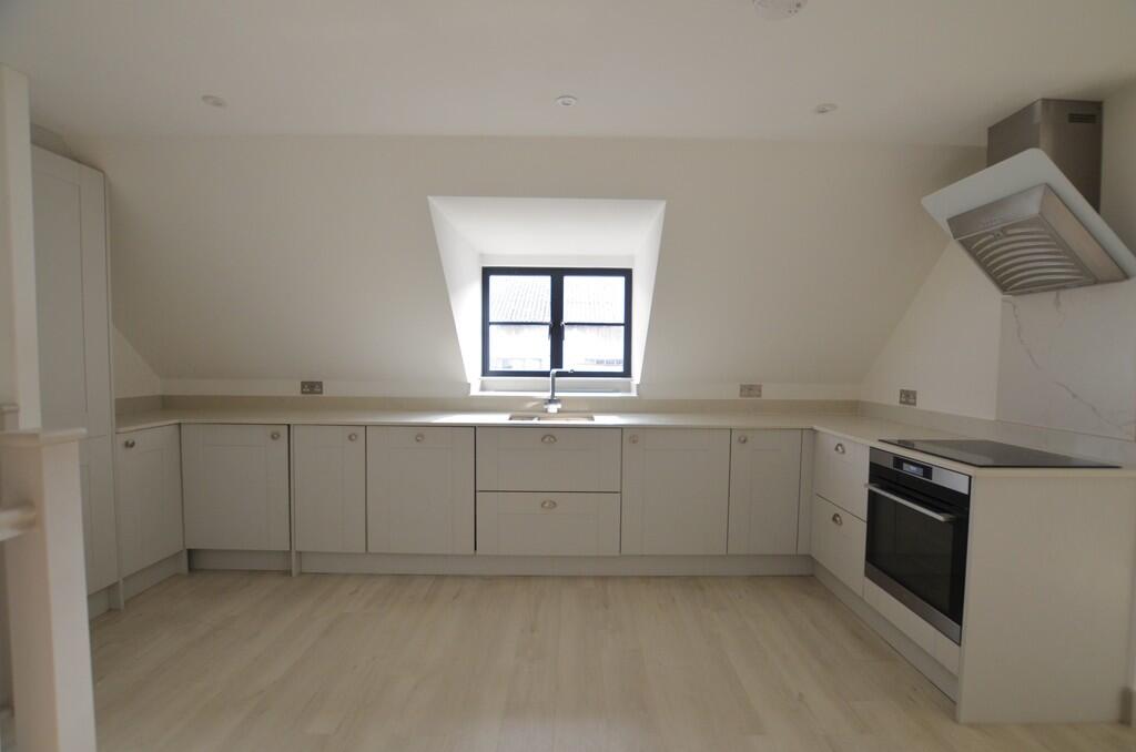 Apartment in Cambridge - View 2