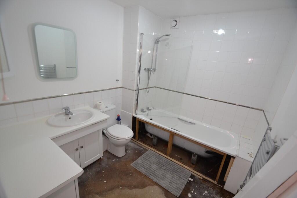 Fairlee Road, Newport, Isle Of Wight, PO30 photo 5