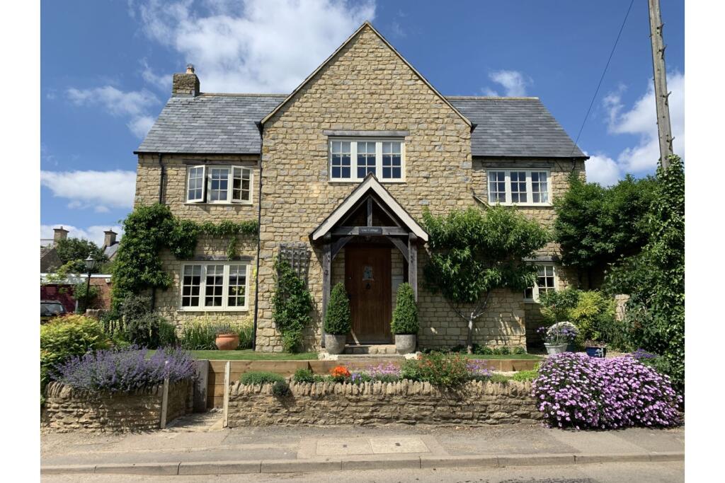 Main image of property: High Street, Pytchley, NN14