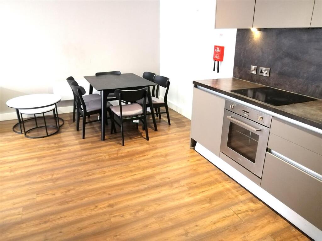 3 bedroom apartment for rent