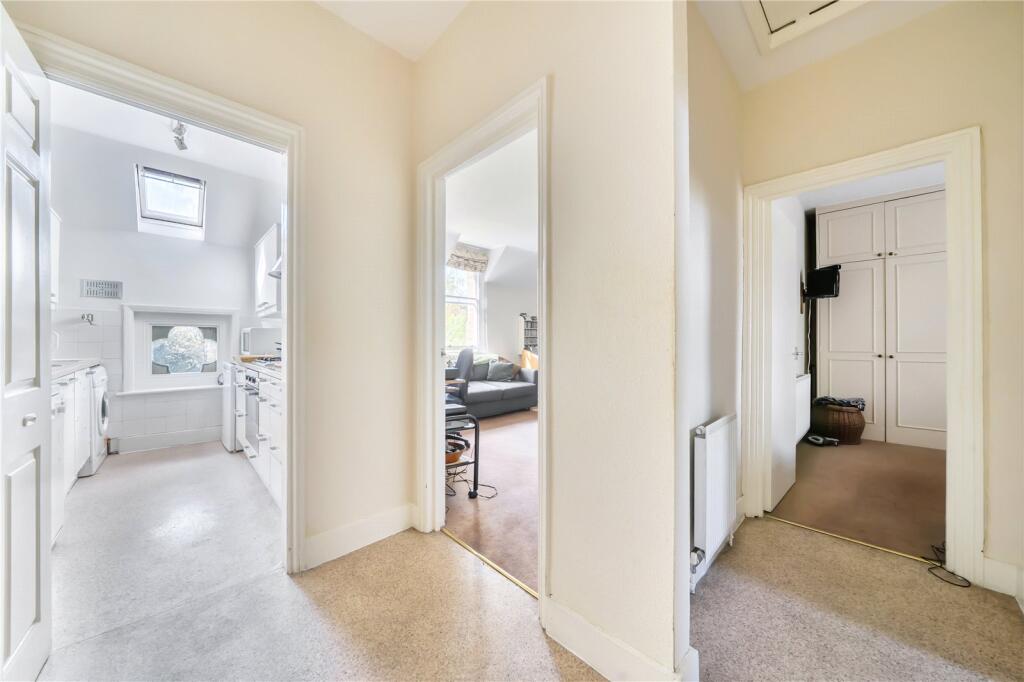 Apartment in London, Upper Sydenham, Forest Hill - View 4