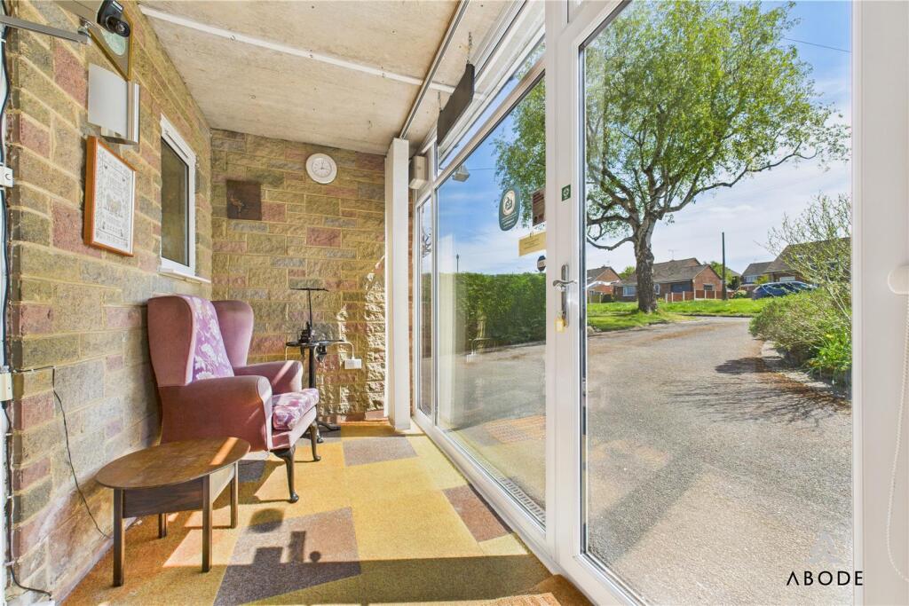 Peak View Drive, Ashbourne, Derbyshire photo 5