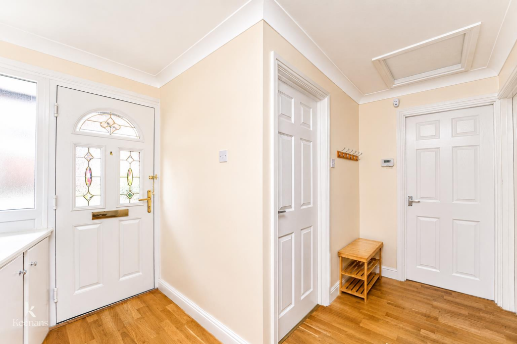 House in Hyndburn, Oakenshaw - More