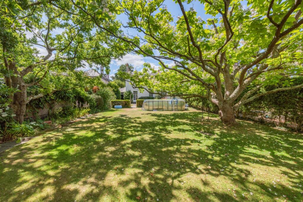 House in Havant, Emsworth - View 5