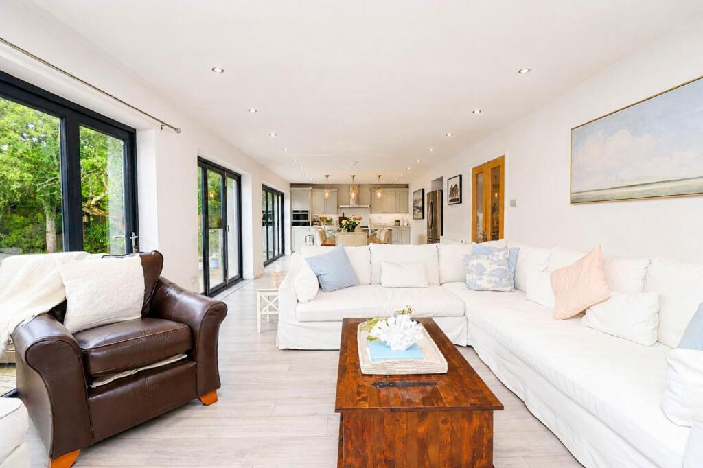 House in Reading - View 4