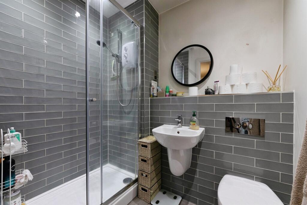 Additional image 17 of Wagon Lane, Birmingham