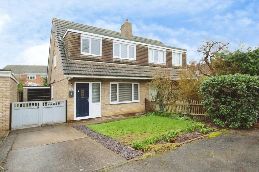 Main image of property: Poplar Close, Killamarsh, Sheffield, Derbyshire, S21