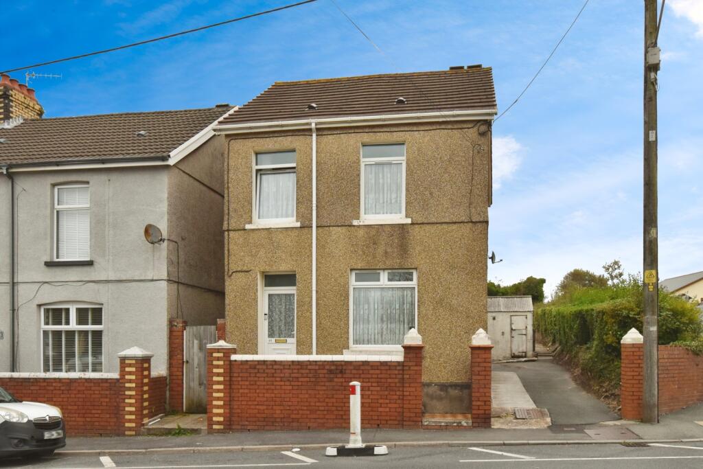 Main image of property: Llwynhendy Road, Llanelli, Carmarthenshire, SA14