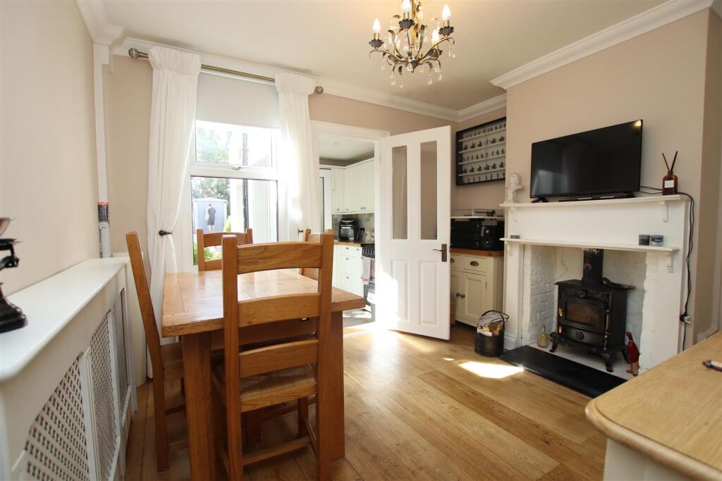 House in Dartford, Brooklands, New Town - View 4