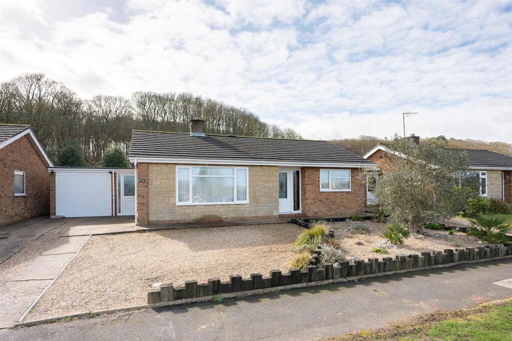 3-bed detached on 24, Bracken Avenue, Overstrand, NR27, £425,000