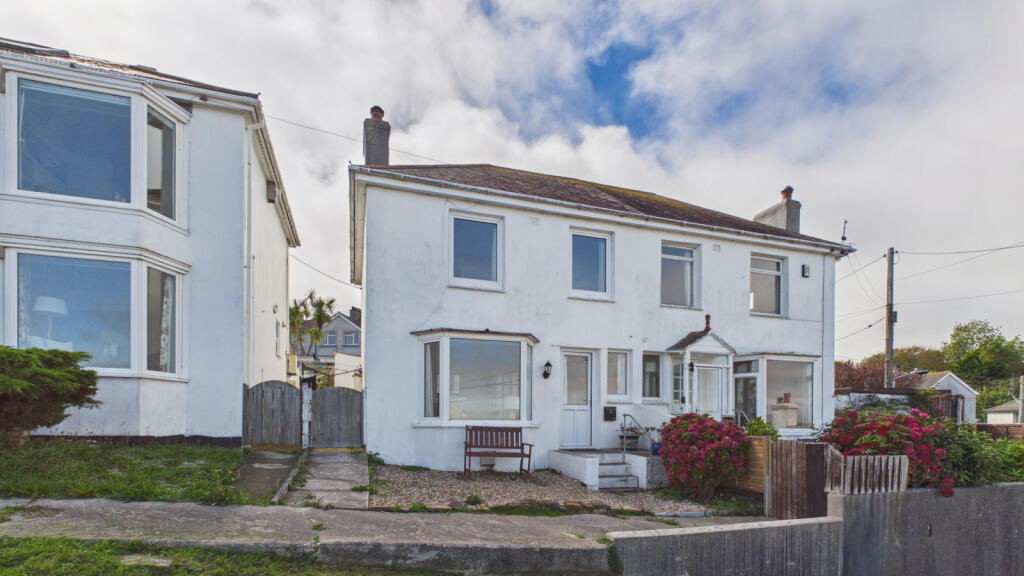 Main image of property: Higher Gwavas Road, Newlyn, TR18 5NZ