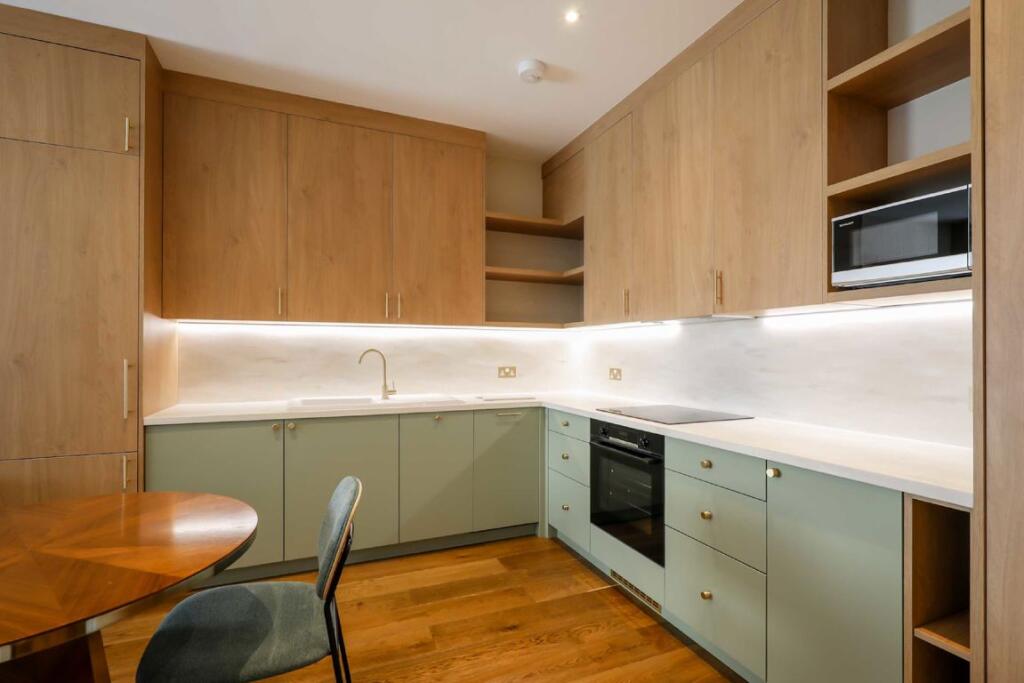 Apartment in London - View 2