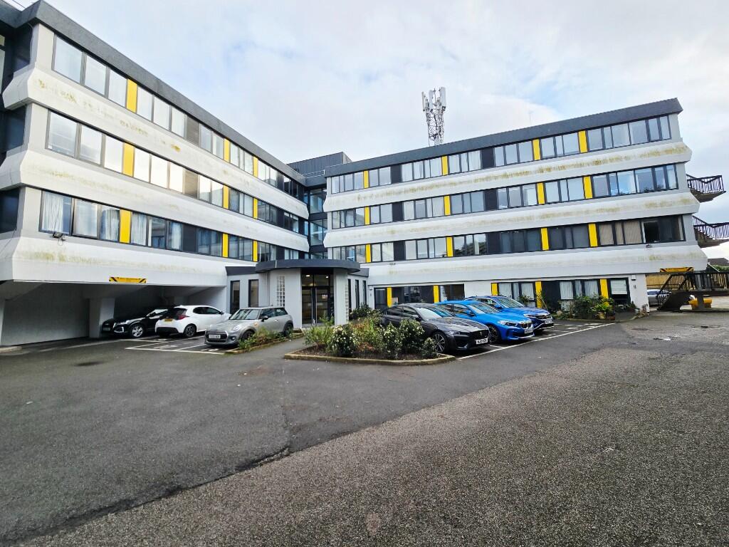 Main image of property: Park Road, Altrincham, Greater Manchester, WA14