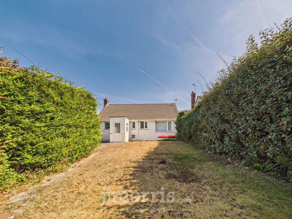House in Goodwick, Fishguard and Goodwick - View 4