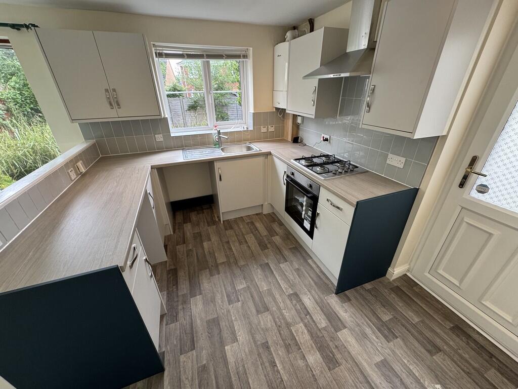 House in Worcester - View 4