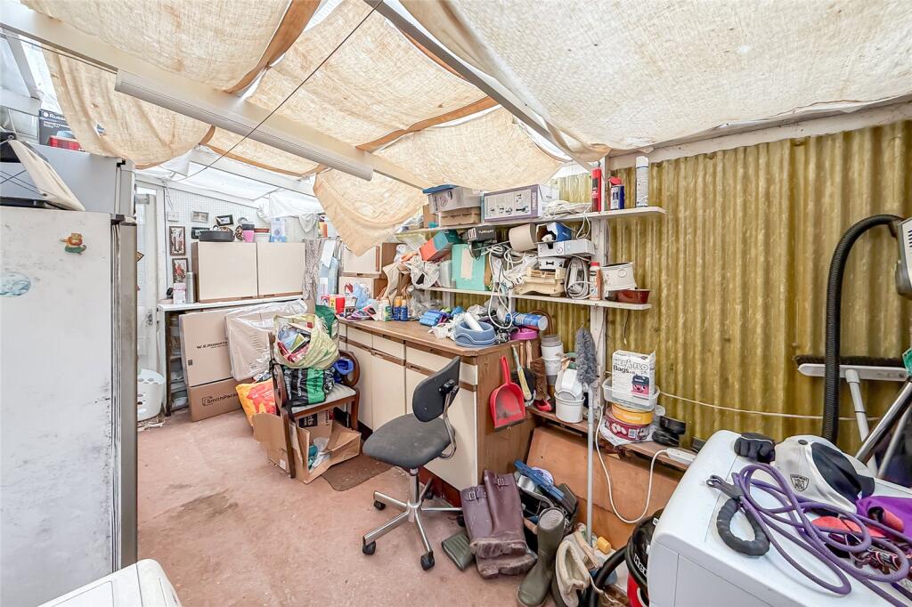 Additional image 11 of Hollybush Avenue, St. Albans, Hertfordshire, AL2