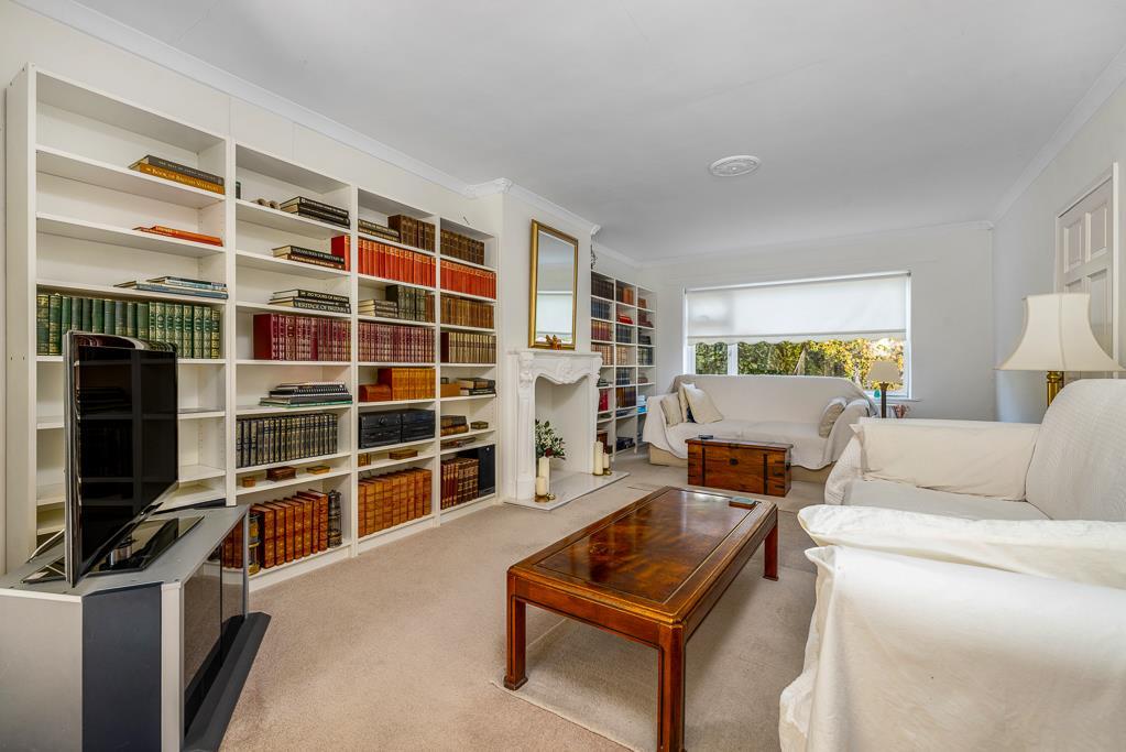 House in South Holland, Pinchbeck - More