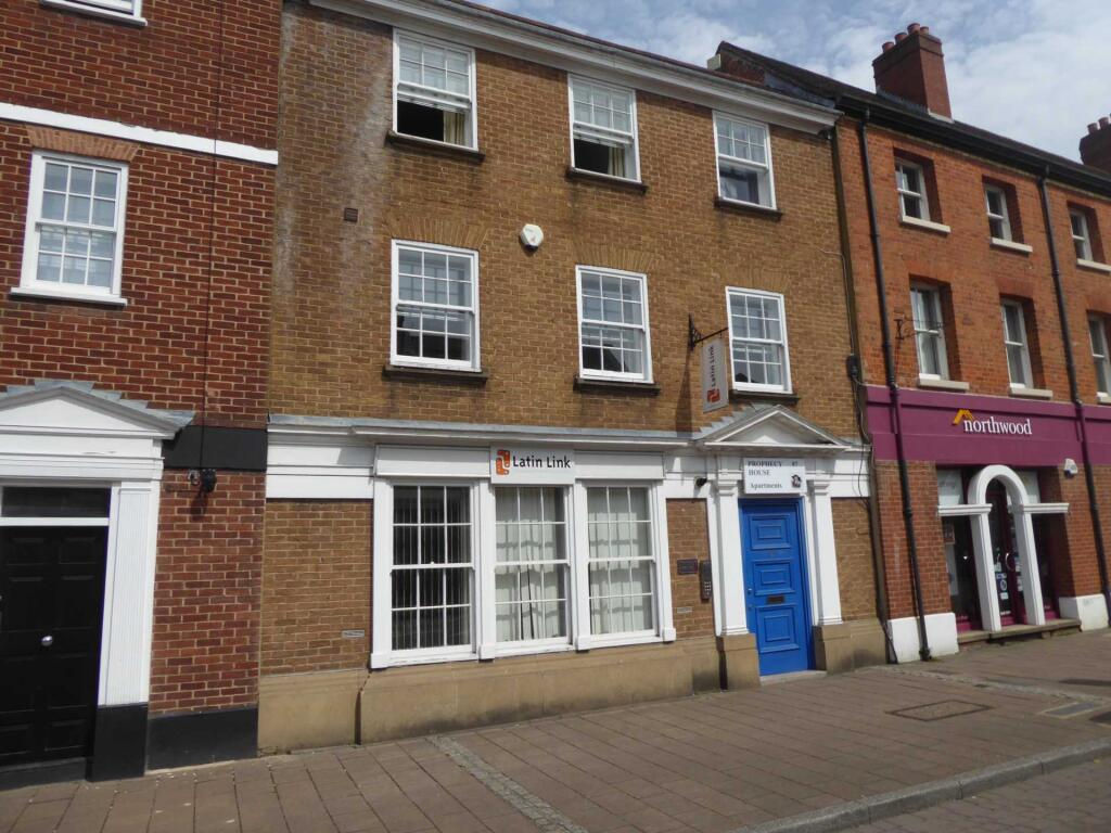 Main image of property: London Street, Reading