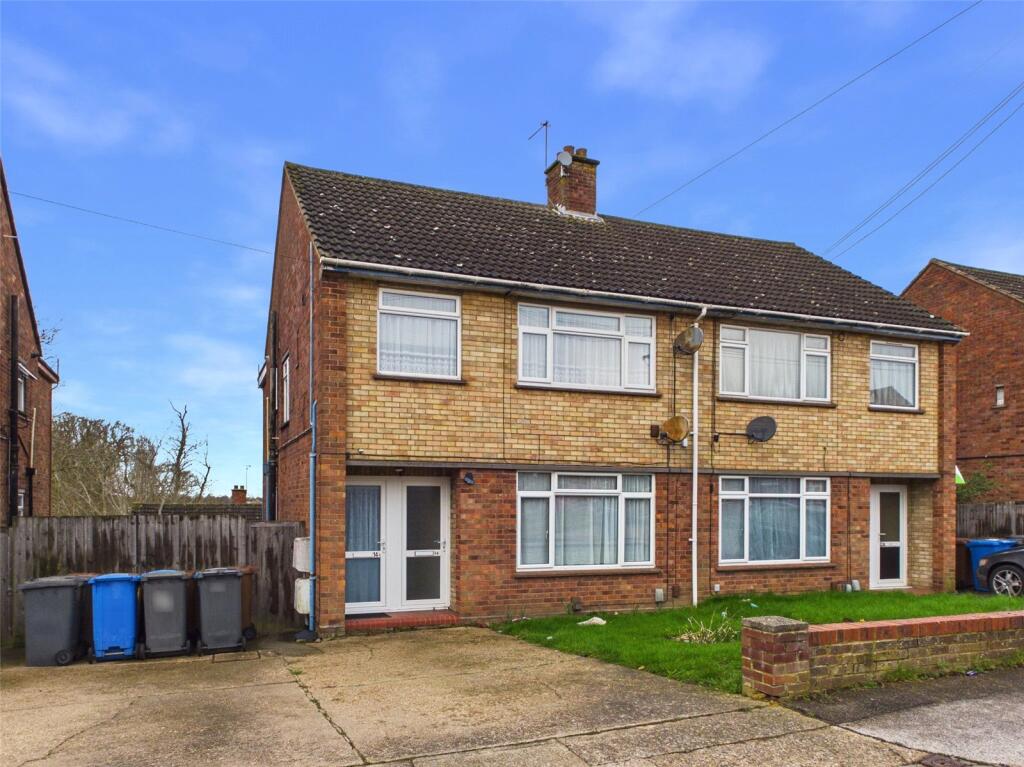 3-bed semi-detached on Dunlin Road, Ipswich, Suffolk, IP2, £250,000